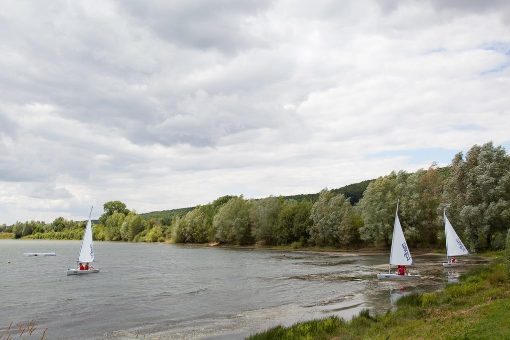 Le Noirlac Saint-Amand-Mont-Rond Kültér fotó